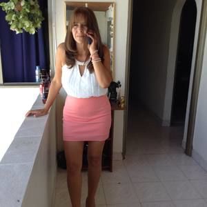 Meet your Posher, Gloria